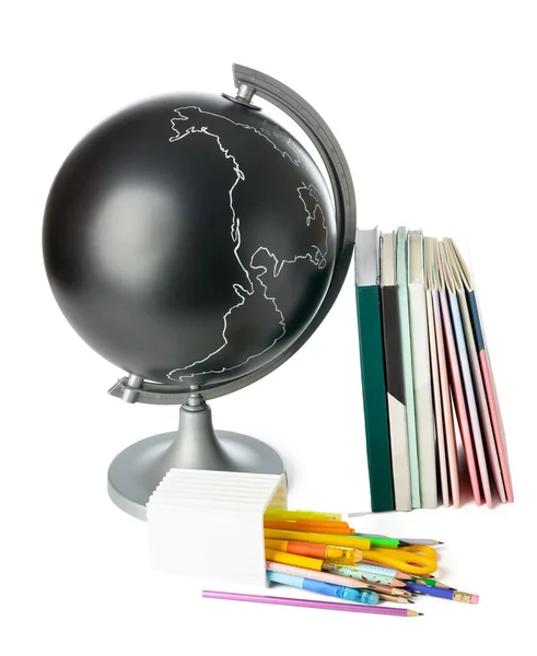 Globus Uchwyt Ołówkami Papeterią Białym Tle — Zdjęcie stockowe