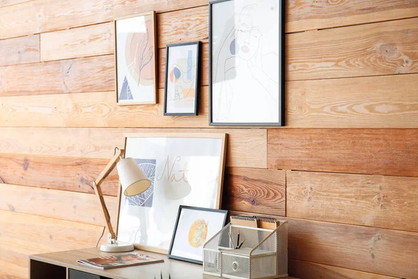 Modern Workplace Stylish Pictures Wooden Wall — Stock Photo, Image