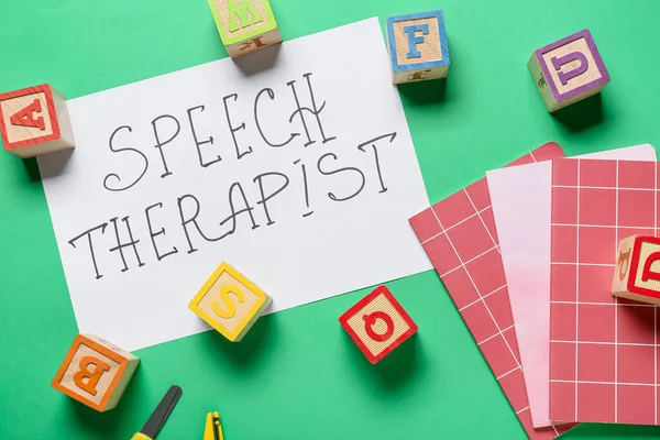 Paper Text Speech Therapist Stationery Cubes Color Background — Stock Photo, Image