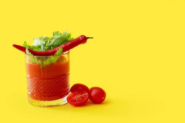 Glass Bloody Mary Cocktail Garnished Cilantro Red Chili Pepper Tomatoes — Stock Photo, Image