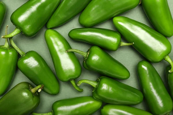 Green Jalapeno Peppers Color Background — Stock Photo, Image