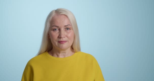 Стоковые видео Счастливые зрелые женщины - Скачать футажи Счастливые зрелые женщины | Depositphotos