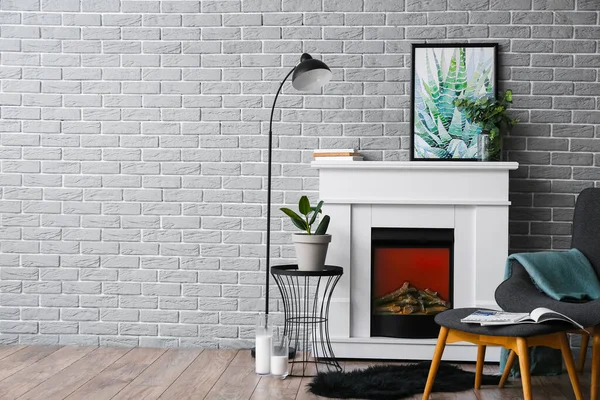 Moderner Kamin Inneren Des Stilvollen Wohnzimmers — Stockfoto