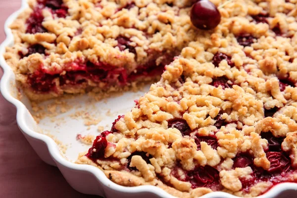 Baking Dish Tasty Cherry Pie Color Background Closeup — Stock Photo, Image