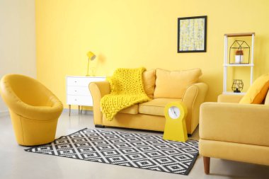 Şık bir oturma odası.