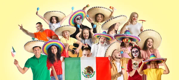 Conjunto Mexicanos Sobre Fondo Color — Foto de Stock