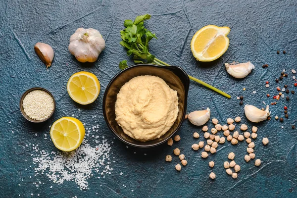 Composition Tasty Hummus Dark Background — Stock Photo, Image