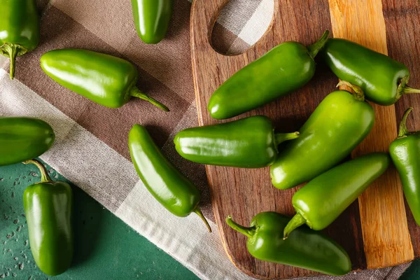 Board Green Jalapeno Peppers Color Background — Stock Photo, Image