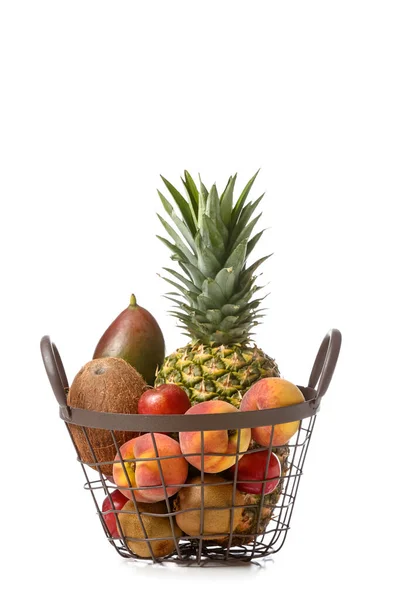 Mand Met Vers Fruit Witte Achtergrond — Stockfoto