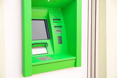 Dışarıdaki modern ATM manzarası