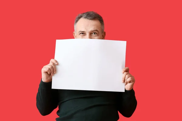 Mature Man Blank Poster Color Background — Stock Photo, Image