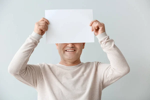 Mature Man Blank Poster Light Background — Stock Photo, Image