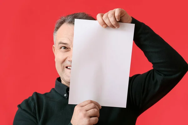 Mature Man Blank Poster Color Background — Stock Photo, Image