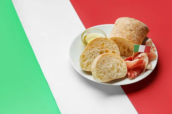 Platt Med Traditionell Italiensk Mat Färg Bakgrund — Stockfoto