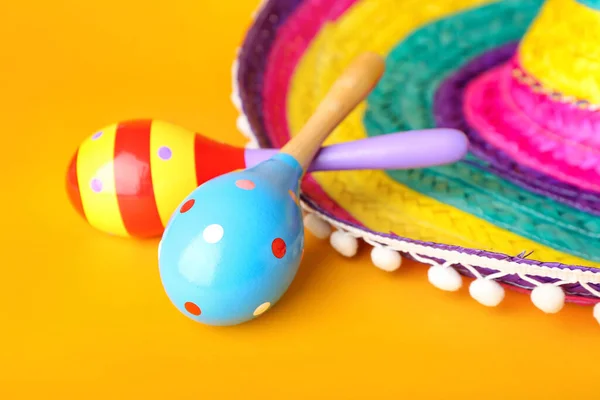 Meksika Marakası Sombrero Renk Arkaplanı — Stok fotoğraf