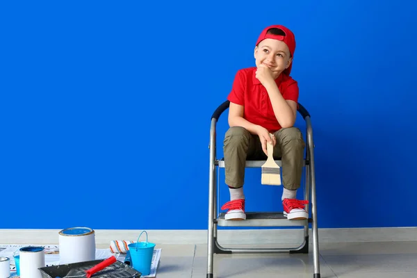 Thoughtful Little Painter Brush Color Wall — Stock Photo, Image