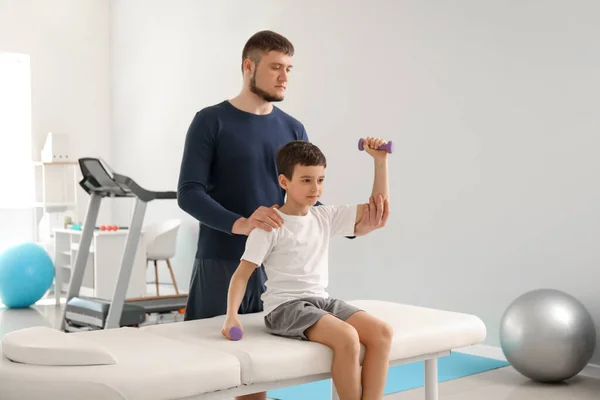 Physiotherapist Working Boy Rehabilitation Center — Stock Photo, Image