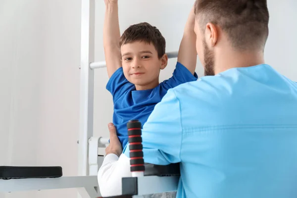 Physiotherapist Working Boy Rehabilitation Center — Stock Photo, Image