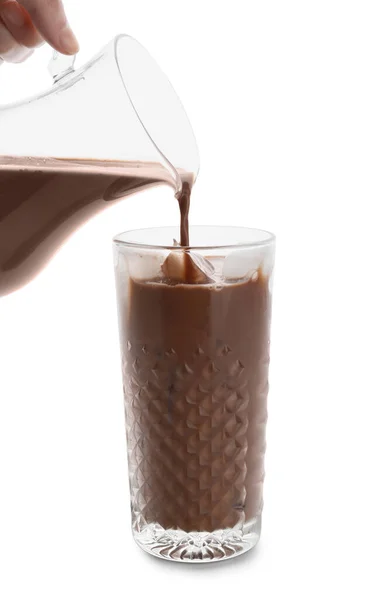 Жінка Наливає Смачне Шоколадне Молоко Склянку Білому Тлі — стокове фото