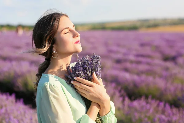 Beautiful Young Woman Lavender Field — Stock Photo, Image