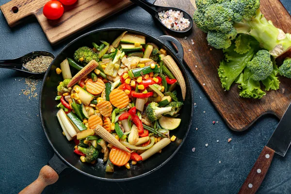 Frying Pan Different Vegetables Dark Background — Stock Photo, Image