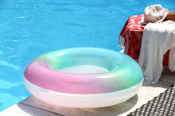 Inflatable Ring Edge Swimming Pool — Stock Photo, Image