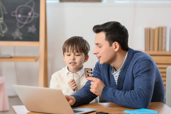 Speech Therapist Working Little Boy Office — Stock Photo, Image