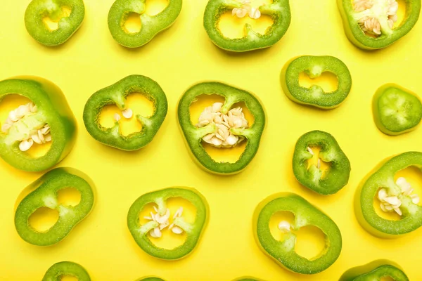 Slices Green Jalapeno Peppers Color Background — Stock Photo, Image