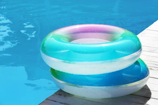 Inflatable Rings Edge Swimming Pool — Stock Photo, Image