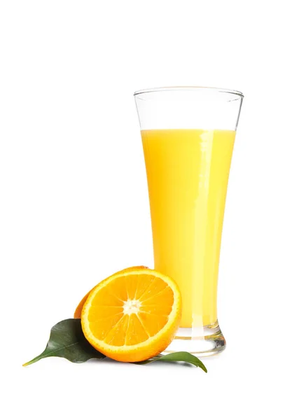 Glas Leckerer Orangensaft Auf Weißem Hintergrund — Stockfoto