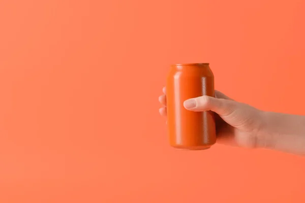 Hand Can Soda Color Background — Stock Photo, Image