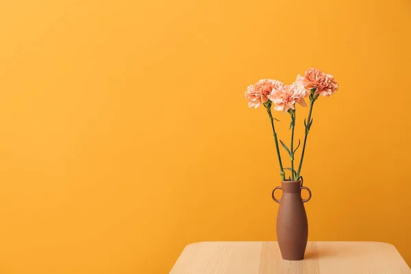 Vase Beautiful Carnation Flowers Table Color Wall — Stock Photo, Image