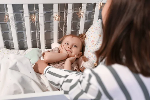 Mother Cute Baby Crib Home — Stock Photo, Image