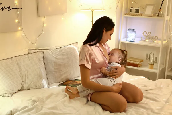 Young Mother Breastfeeding Her Baby Bedroom — Stock Photo, Image