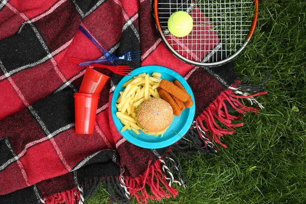 Fast Food Tennis Racket Plaid Park — Stock Photo, Image