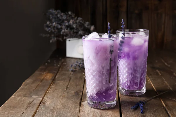 Glasses Fresh Cocktail Lavender Dark Wooden Background — Stock Photo, Image