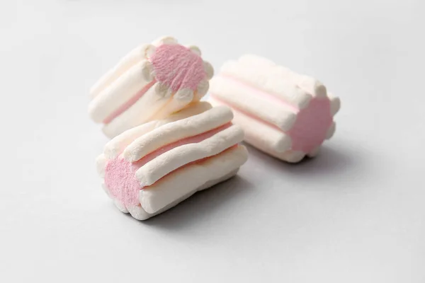 Marshmallows Saborosos Fundo Cinza — Fotografia de Stock