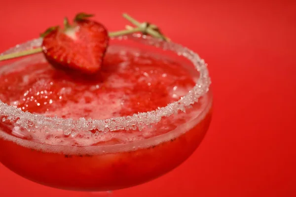 Glass Tasty Strawberry Margarita Color Background — Stock Photo, Image