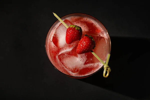 Glass Tasty Strawberry Margarita Dark Background — Stock Photo, Image