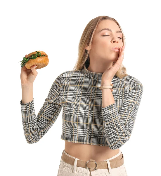 Jeune Femme Avec Hamburger Végétalien Savoureux Sur Fond Blanc — Photo