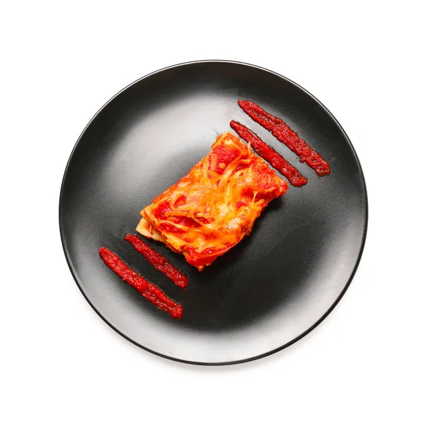 Talíř Kusem Chutné Rajčatové Lasagne Bílém Pozadí — Stock fotografie