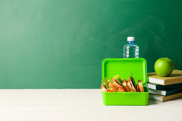 Lunch Box Sandwiches Apple Bottle Water Books Table Classroom — Stock Photo, Image