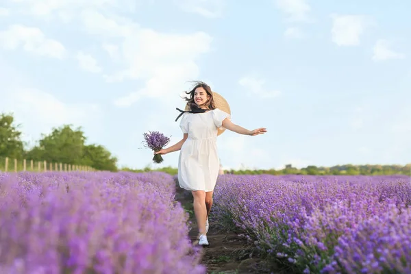 Beautiful Young Woman Lavender Field — Stock Photo, Image