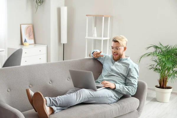 Young Man Laptop Video Chatting Home — Stock Photo, Image