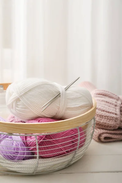 Basket Knitting Yarn Needles Wooden Table Closeup — Stock Photo, Image