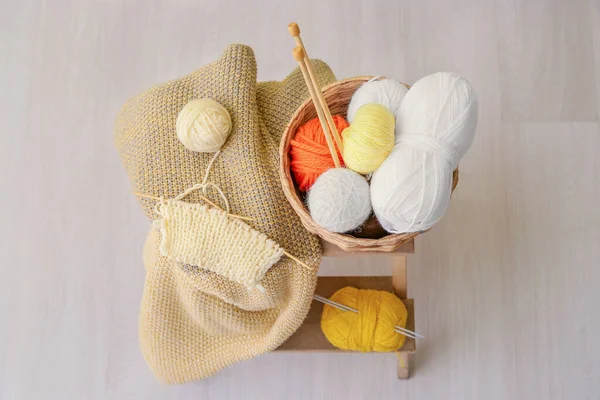 Step Ladder Knitting Yarn Needles Clothes Floor — Stock Photo, Image