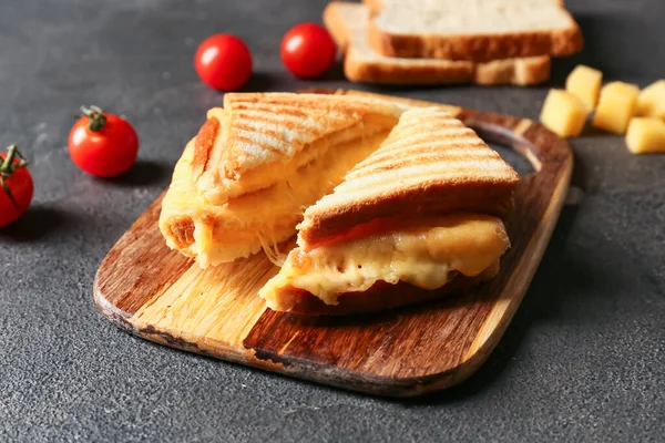 Board Tasty Sandwiches Dark Background Closeup — Stock Photo, Image