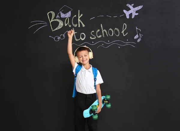 Cute Boy Headphones Skateboard Dark Background Text Back School — Stock Photo, Image