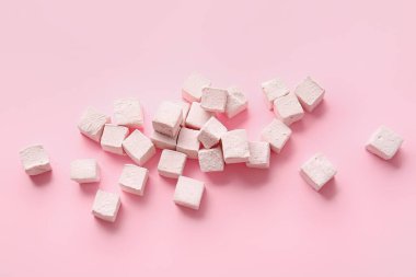 Renkli arkaplanda tatlı şekerlemeler