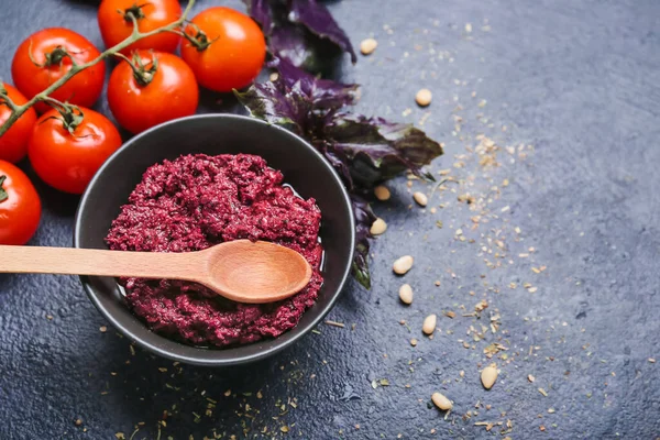 Composition Bowl Tasty Pesto Sauce Ingredients Dark Background — Stock Photo, Image